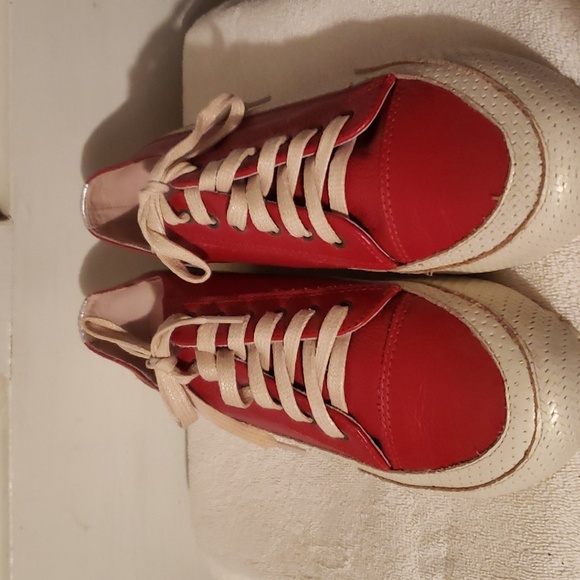 Gaspy Leather Shoes - Picture 4 of 9